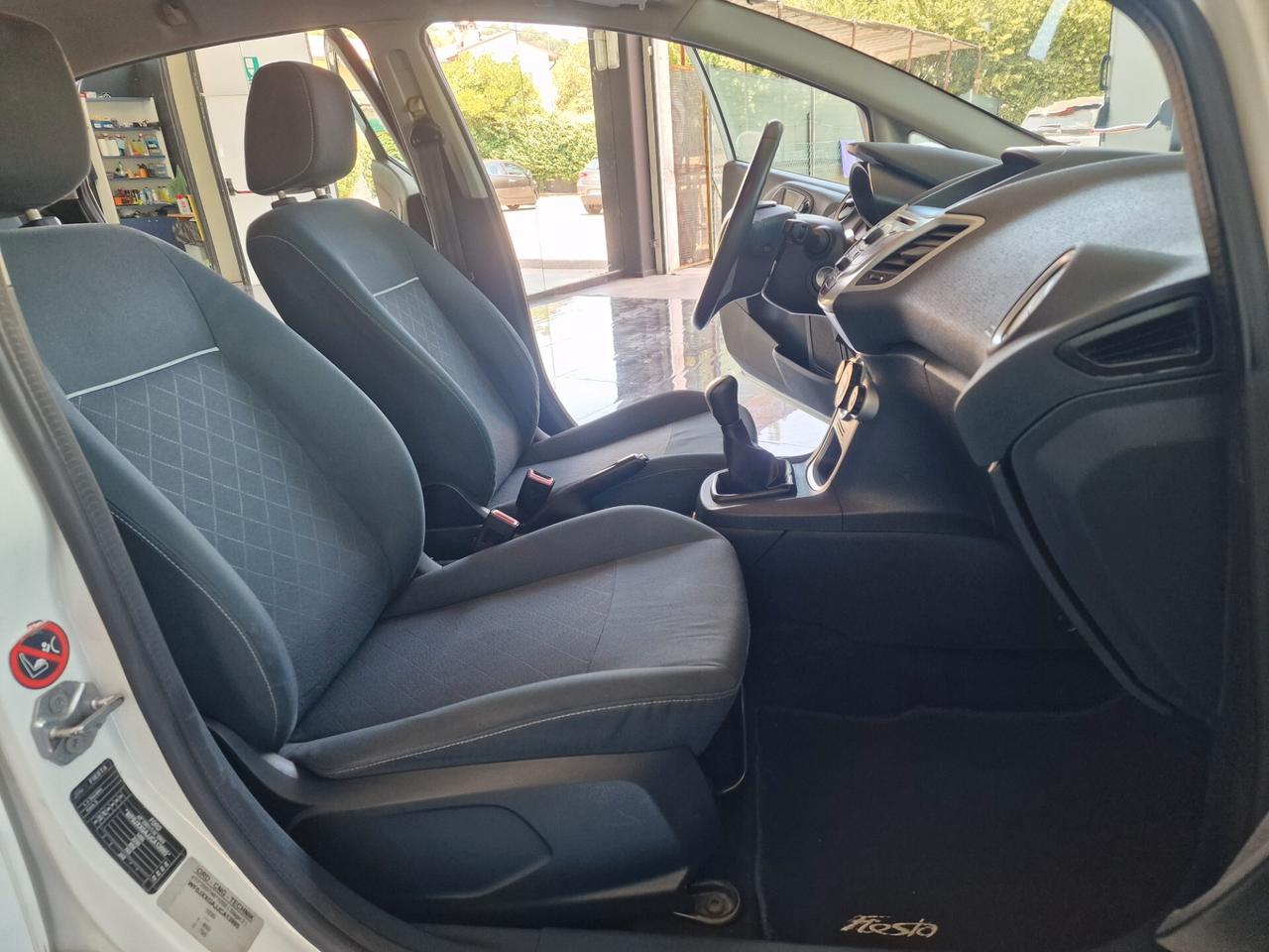 Ford Fiesta 1.4 5 porte Bz.- GPL Titanium