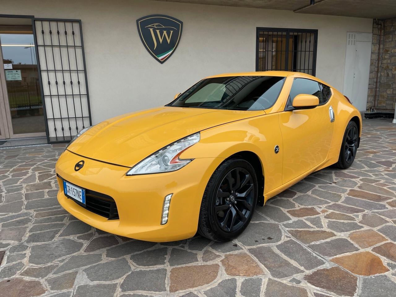 Nissan 370Z Coupé 3.7 V6 Lev 2