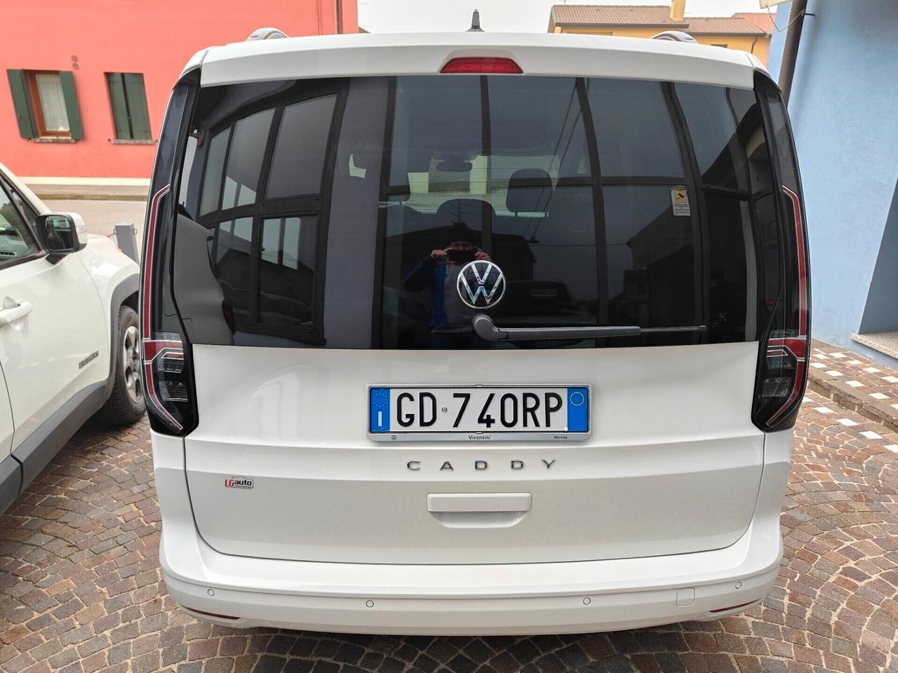 Volkswagen Caddy 2.0 TDI 122 CV DSG Style
