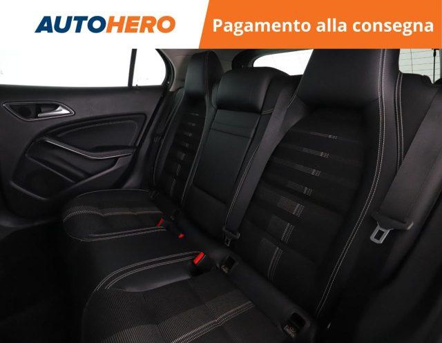 MERCEDES-BENZ GLA 200 d Automatic Sport