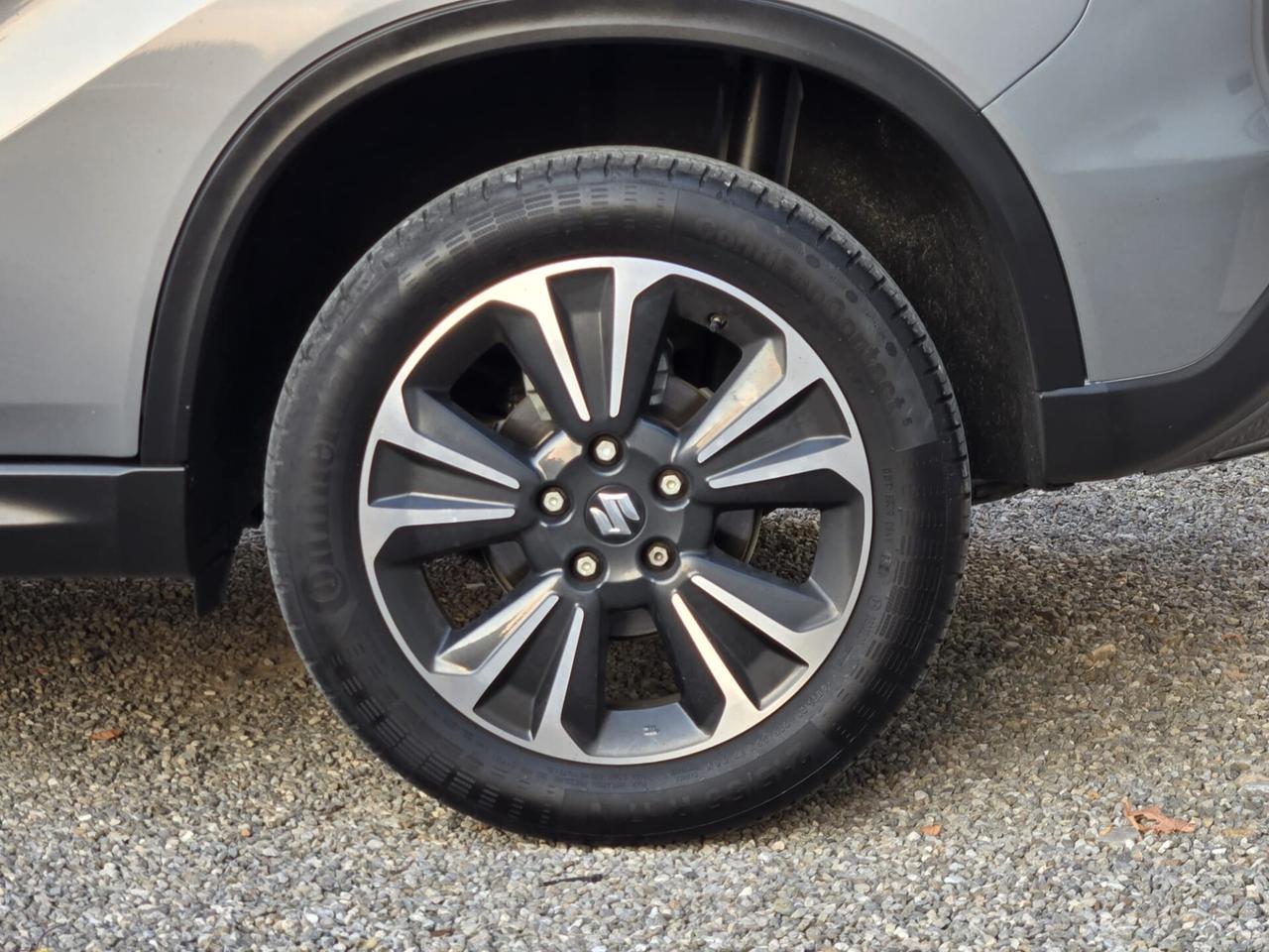 Suzuki Vitara 1.4 Hybrid Top