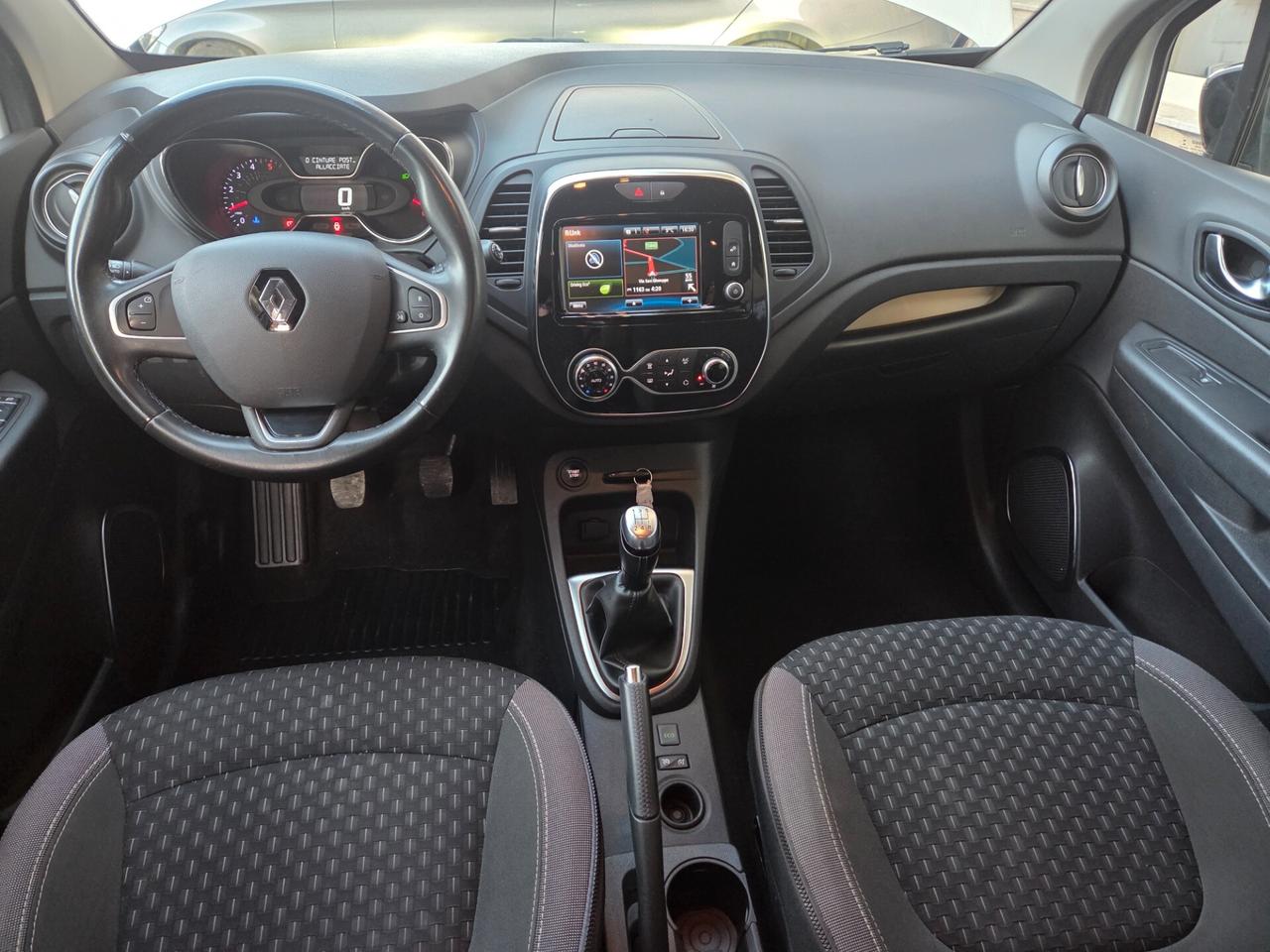 RENAULT CAPTUR 1.5 DCI FULL LED SOLI KM 90000 CERTIF