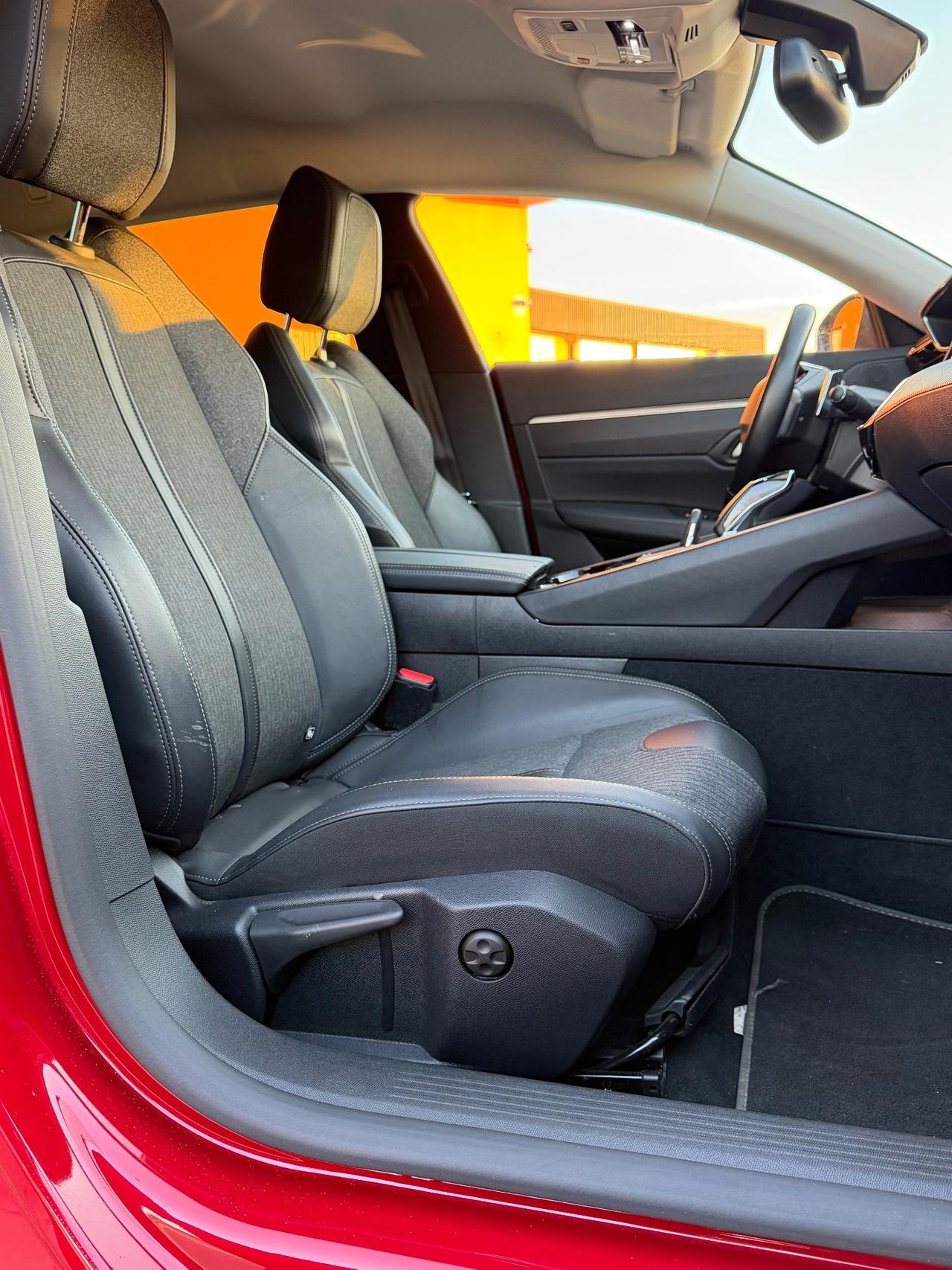 Peugeot 508 BlueHDi 130 Stop&Start EAT8 SW Allure