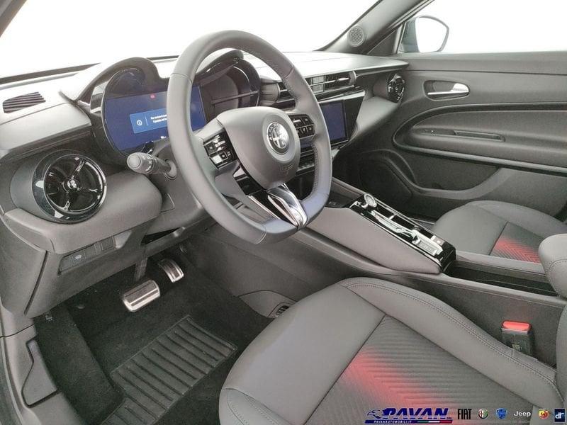 Alfa Romeo Junior Hybrid 145cv SPECIALE (Pack TECHNO)