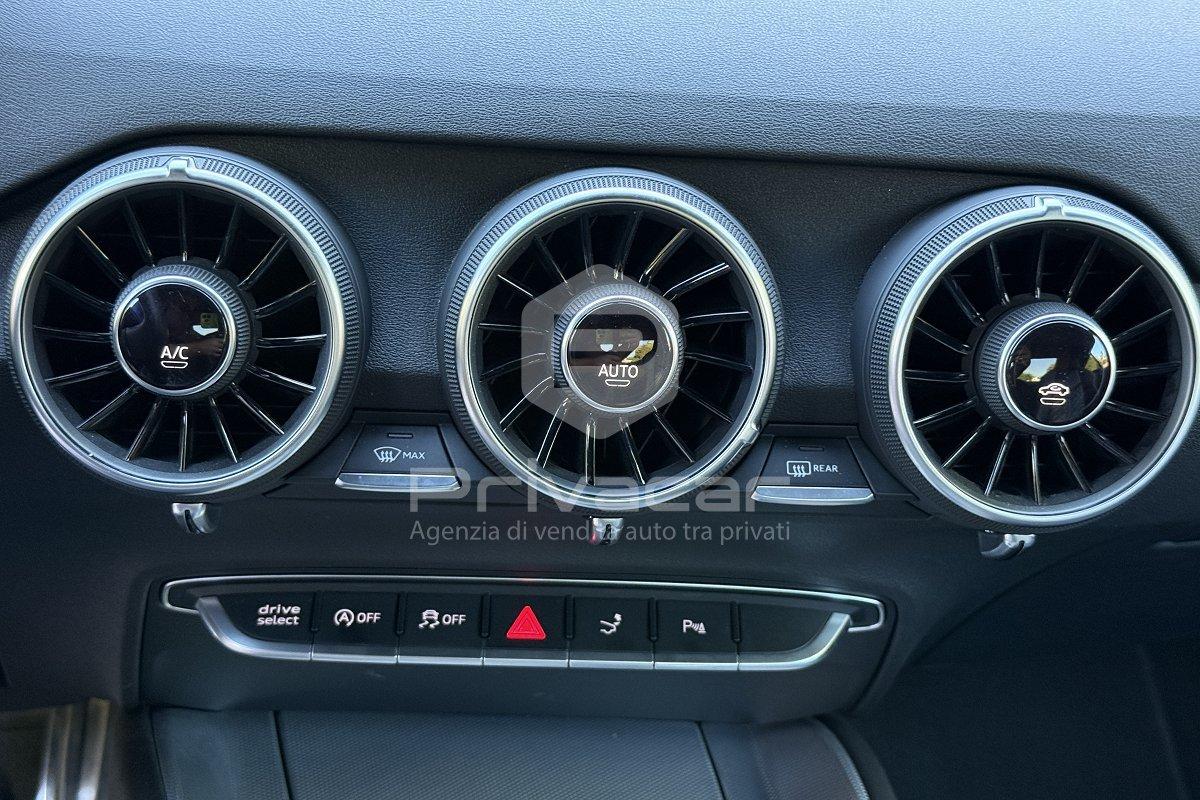 AUDI TT Coupé 2.0 TDI ultra Design
