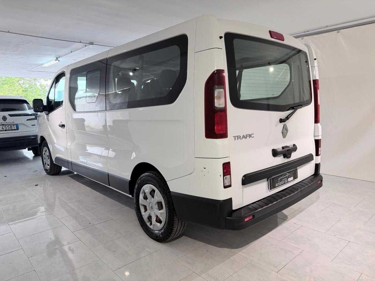 TRAFIC 2022 9 POSTI PASSENGER 2.0 DCI 150 CV
