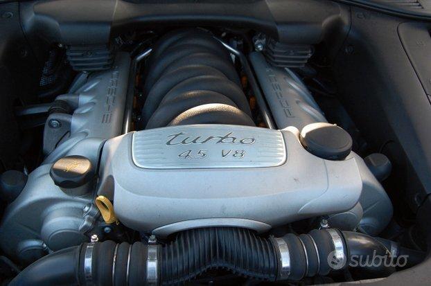 Porsche Cayenne TURBO " TAGLIANDI UFFICIALI " DA VETRINA, CONDIZIONI OTTIME