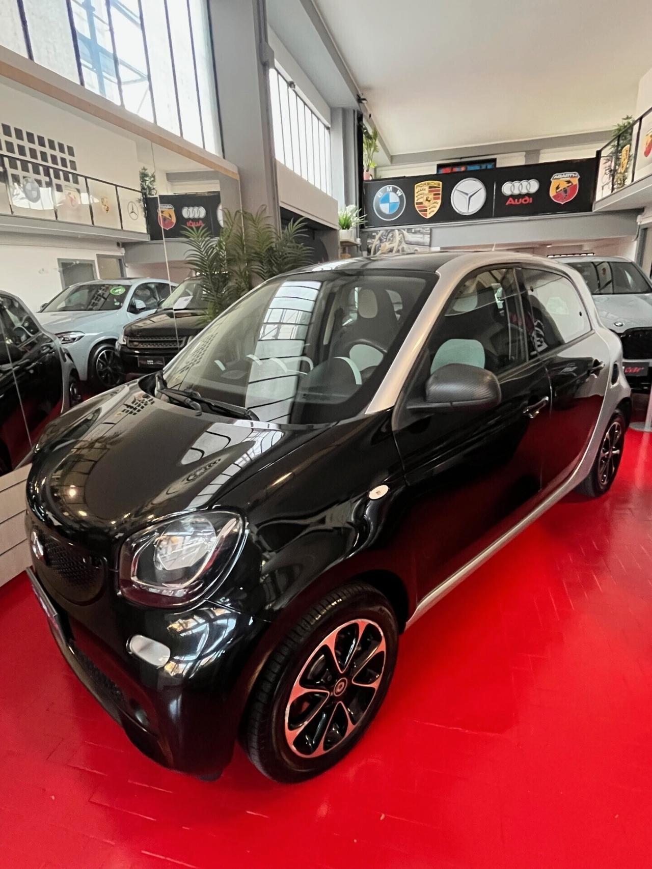 SMART PASSION FOR FOUR 70 1.0 TETTO PANORAMICO OK NEOPATENTATI