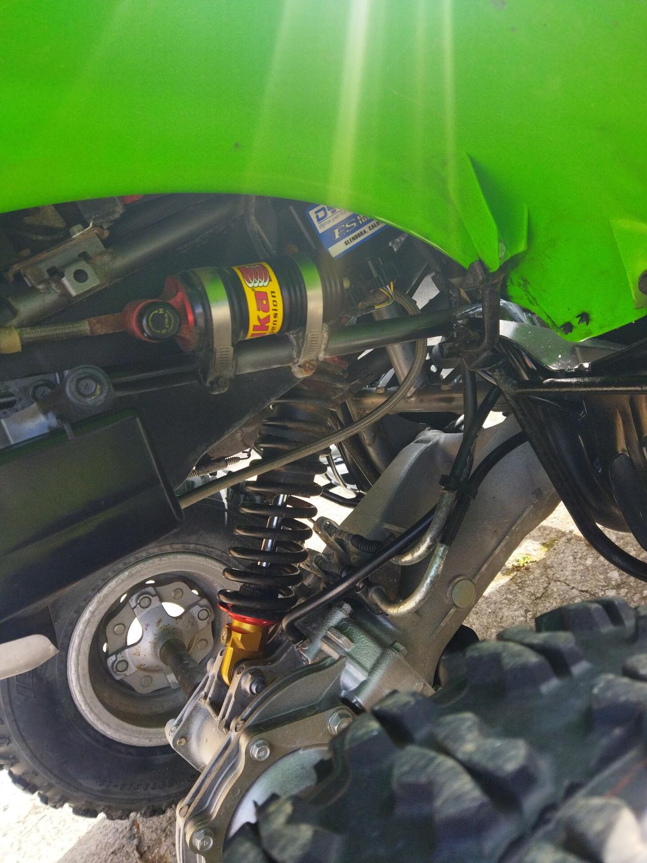 Kawasaki KFX 700 sospensioni ELKA a gas