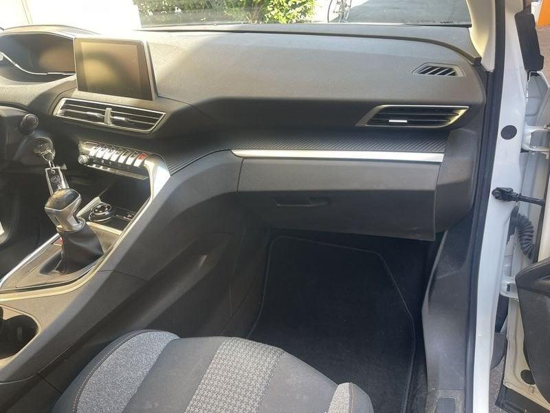 Peugeot 3008 1.2 PureTech Turbo 130cv S&S Active