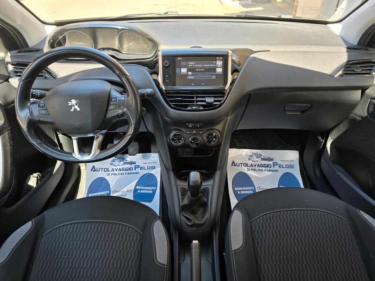 Peugeot 208 PureTech 82 cv GPL Allure