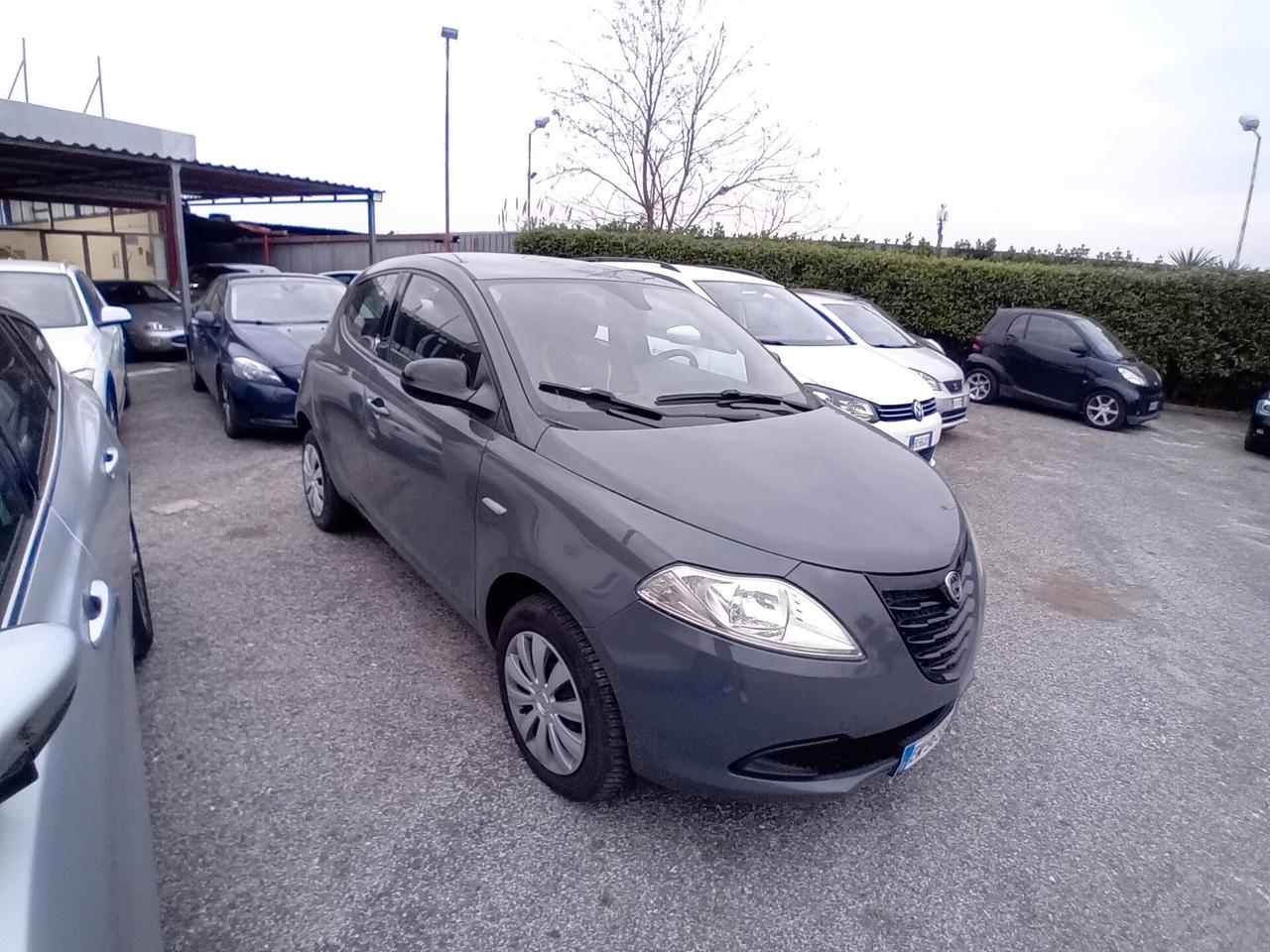 Lancia Ypsilon 0.9 TwinAir Metano finanzio