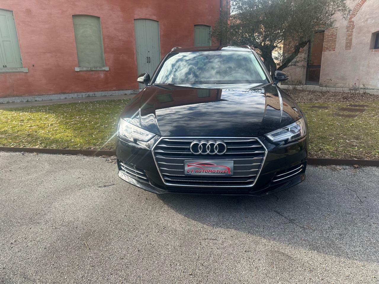 Audi A4 Avant 35 2.0 tdi 150cv s-tronic
