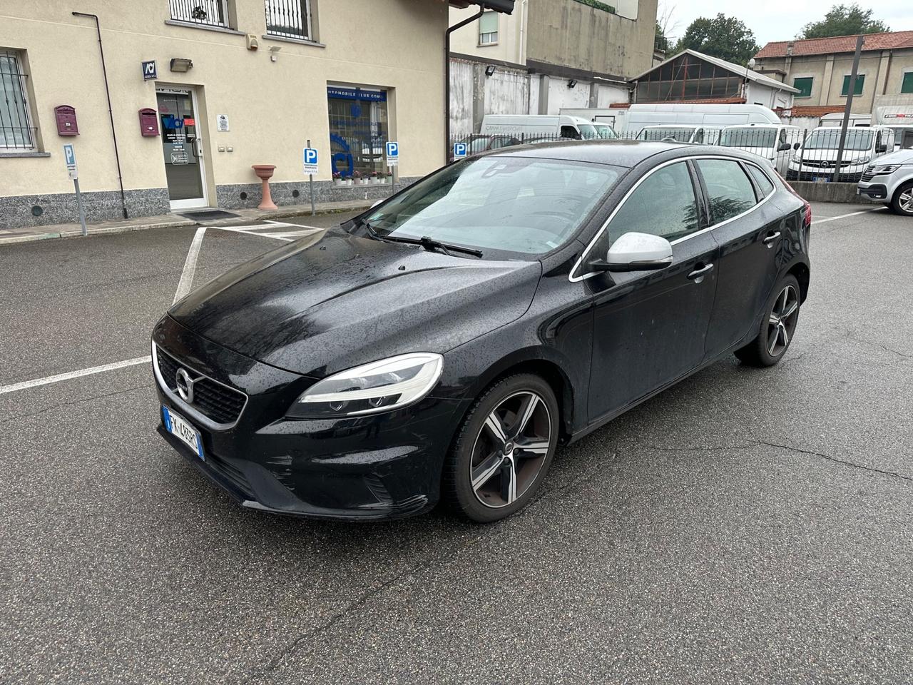 Volvo V40 D2 R-design