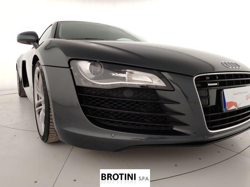 Audi R8 R8 Coupe 4.2 V8 quattro r-tronic