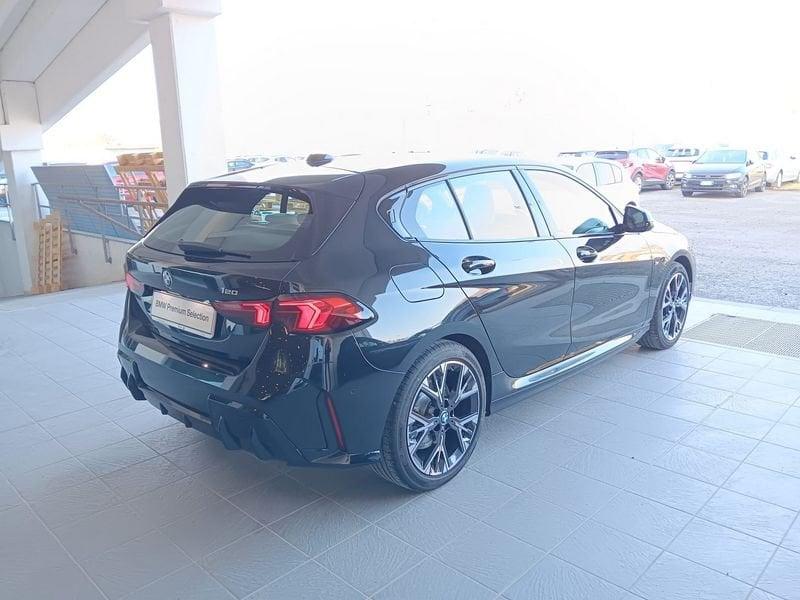 BMW Serie 1 120 48V MSport auto
