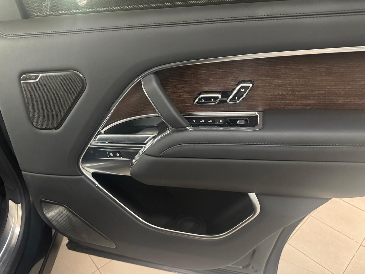 Land Rover Range 3.0D I6 350 CV Autobiography LWB UNICOPROPRIETARIO GARANZIA UFFICIALE 2029