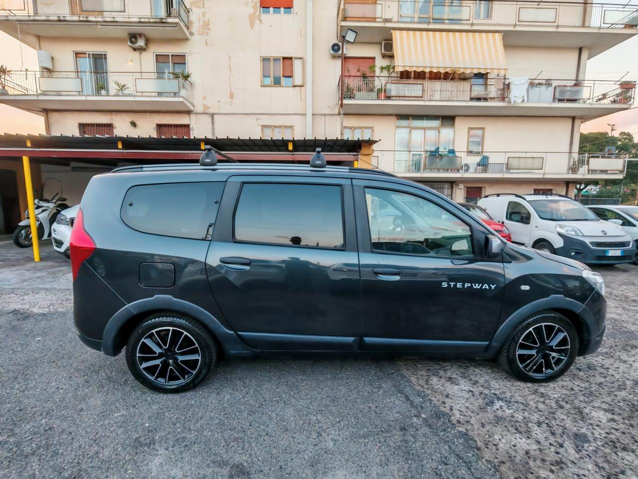 Dacia Lodgy 1.5 dCi 8V 110CV Start&Stop 7 posti Serie Speciale Wow
