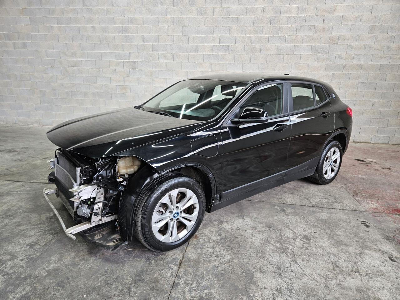 BMW X2 xdrive25e Business X START INCIDENTATA