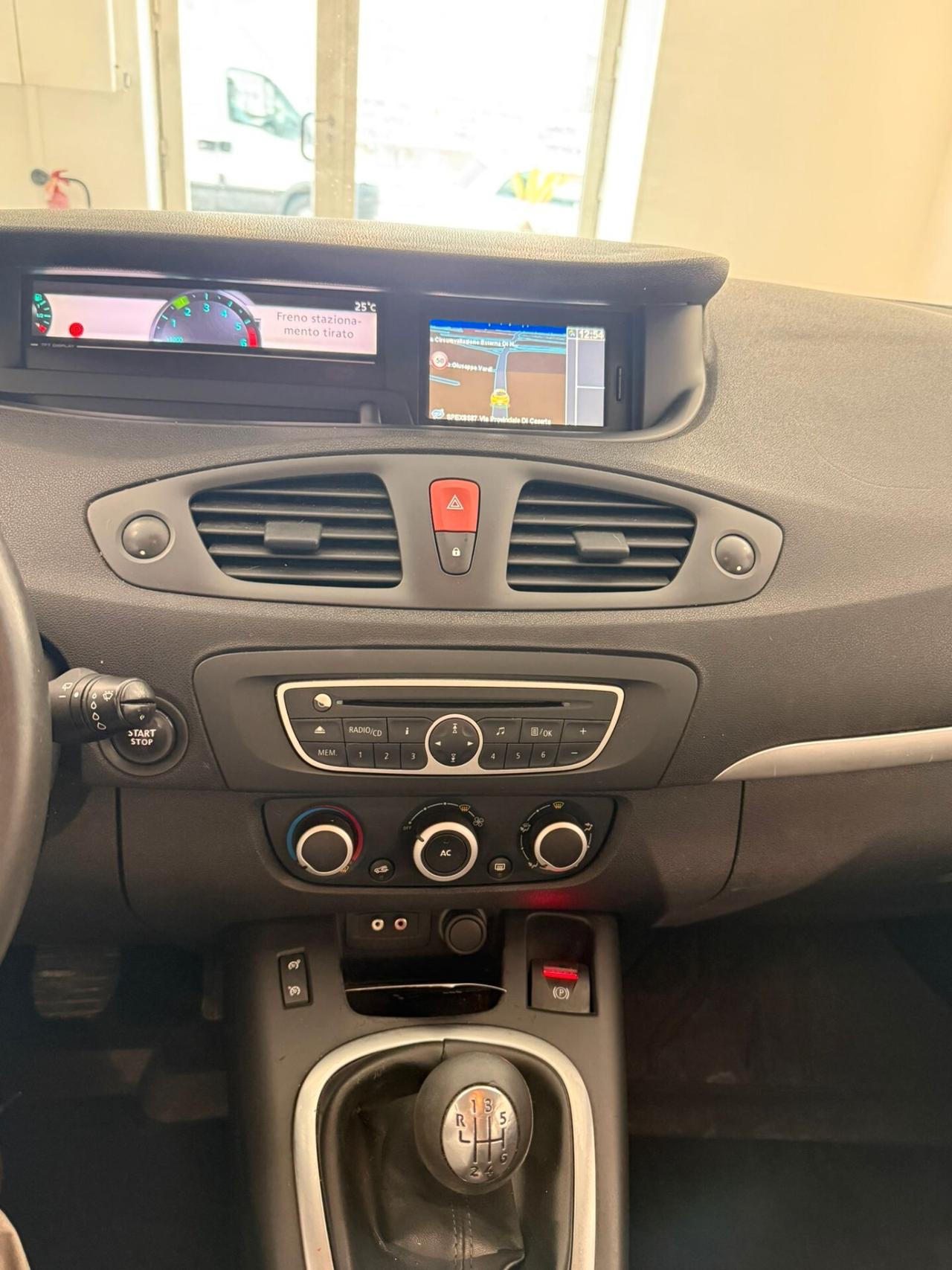 Renault Scenic Scénic X-Mod 1.5 dCi 110CV Luxe