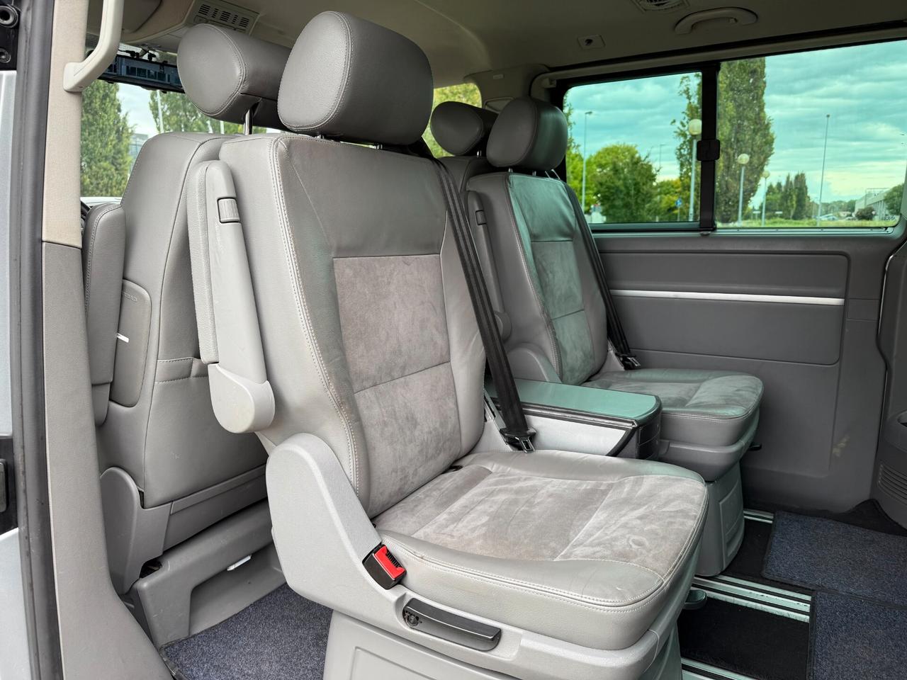 Volkswagen Multivan 2.5 TDI/174CV 4motion Highline