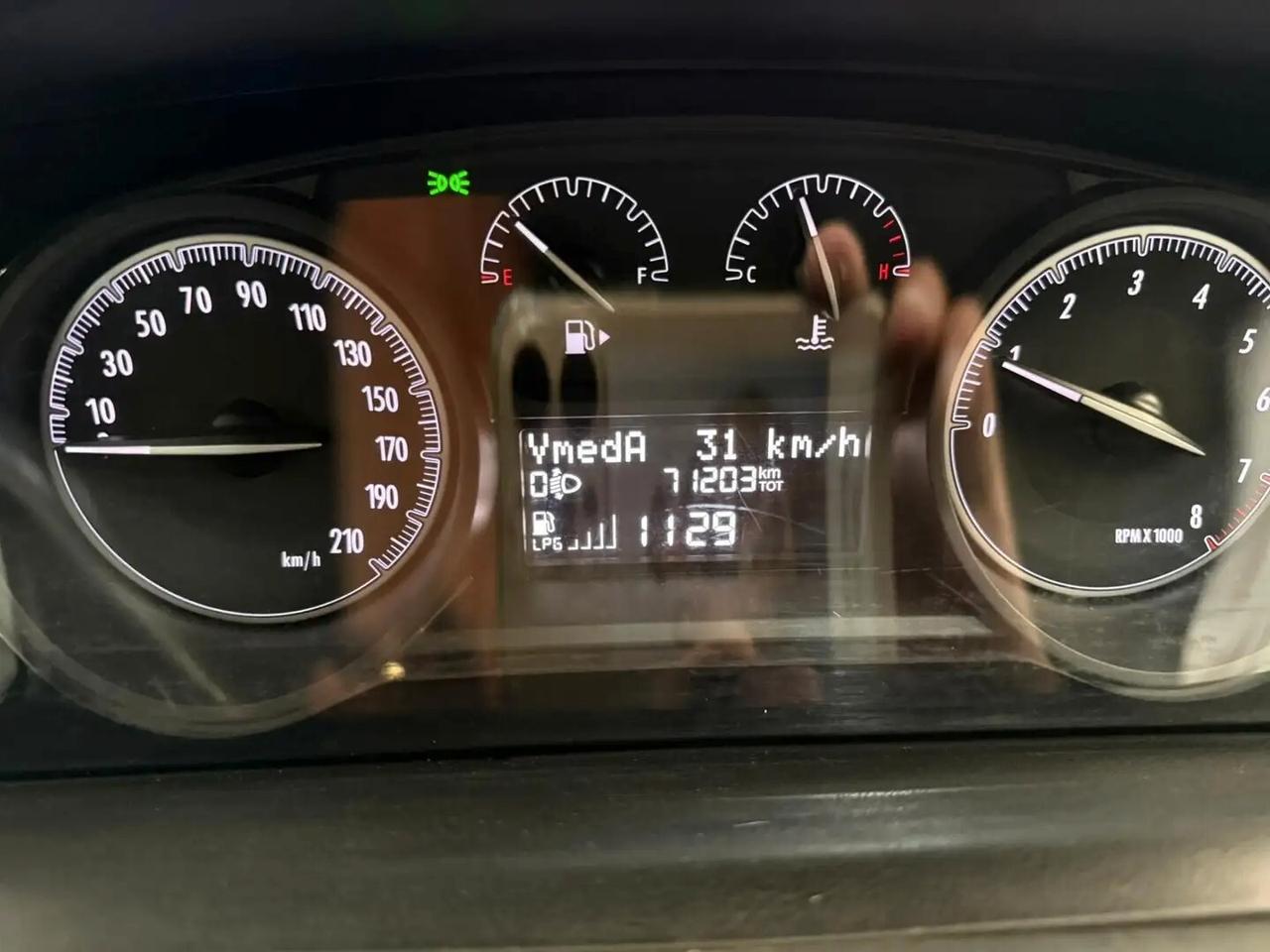 Lancia Ypsilon 1.2 69 CV 5 porte GPL Ecochic Silver