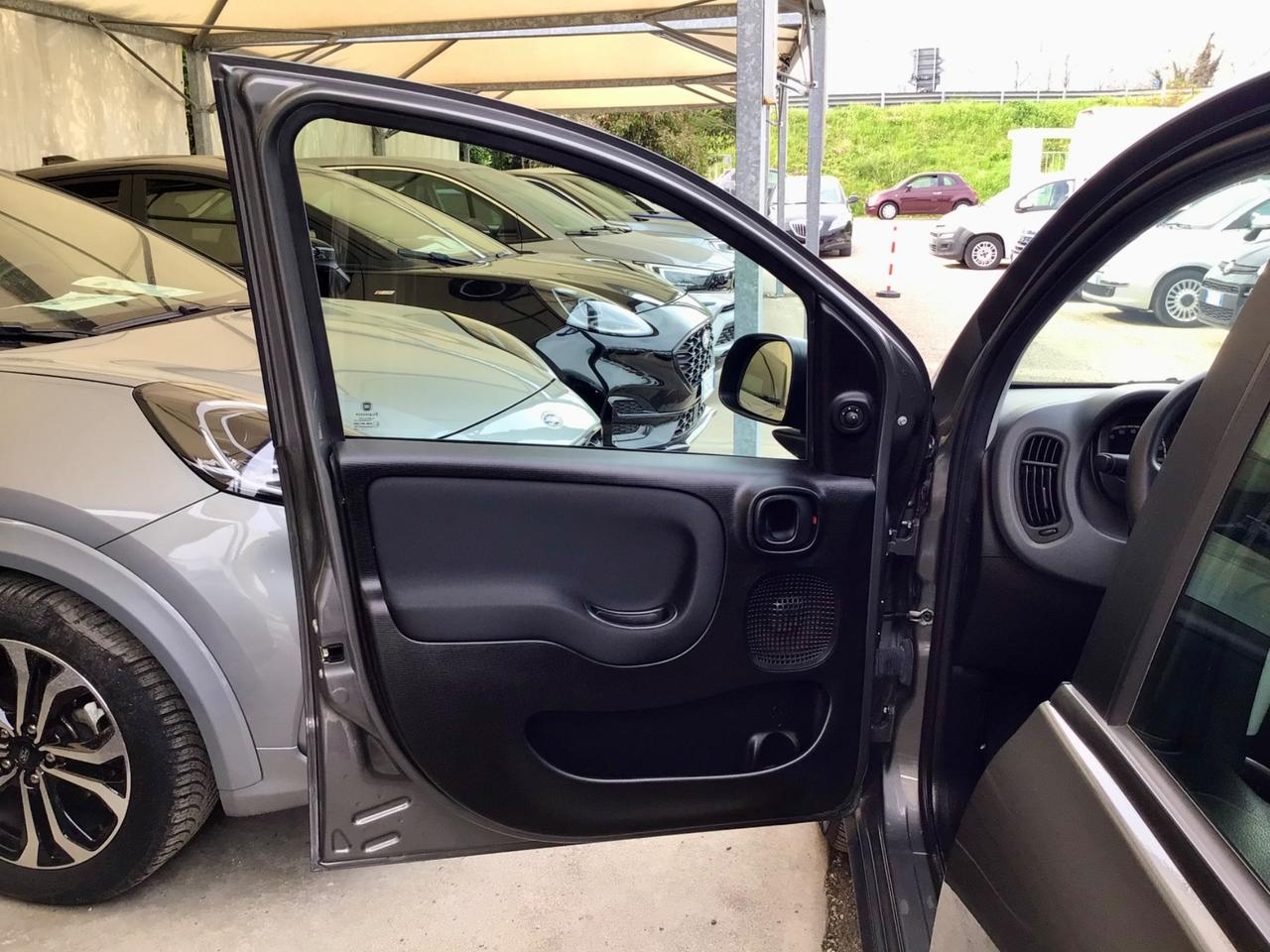 Fiat Panda 5 Posti 1.0 FireFly 70Cv Hybrid City Cross