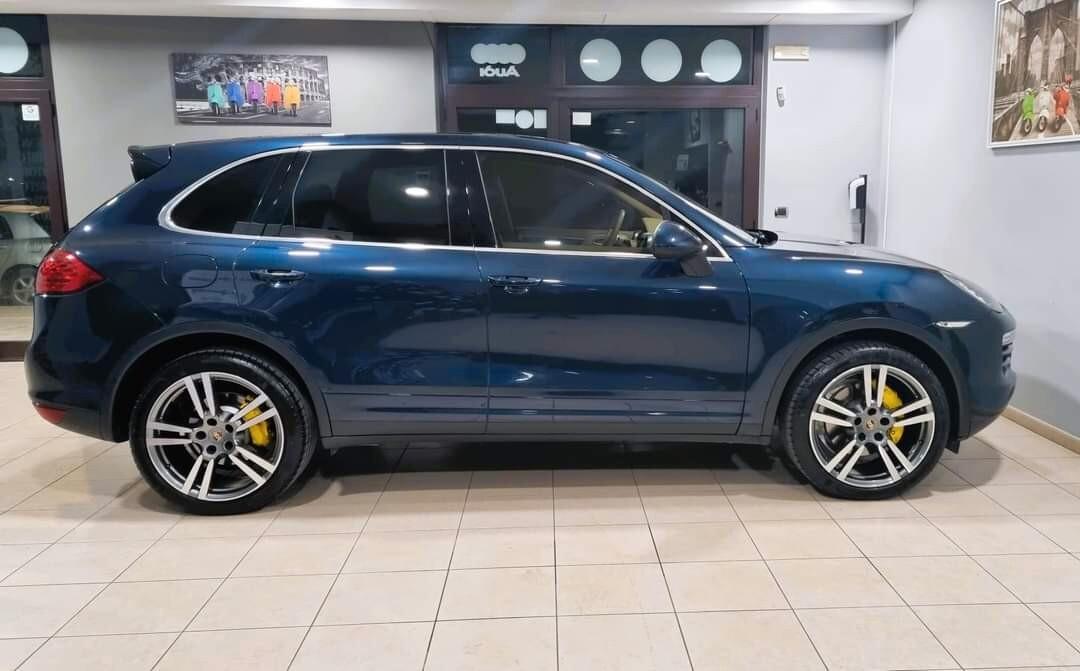 Porsche Cayenne 3.0 245cv