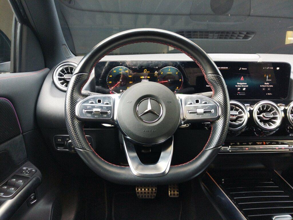 Mercedes GLA 180 180 D Premium 8G-DCT