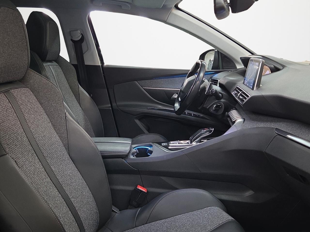 Peugeot 5008 BlueHDi 130 S&S EAT8 Allure AUTOCARRO N1