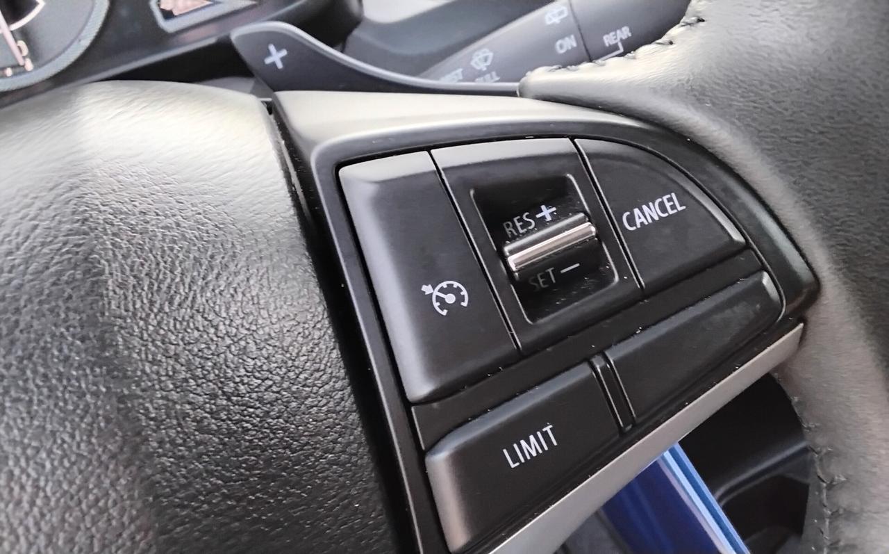 Suzuki Ignis 1.2 Hybrid CVT Top