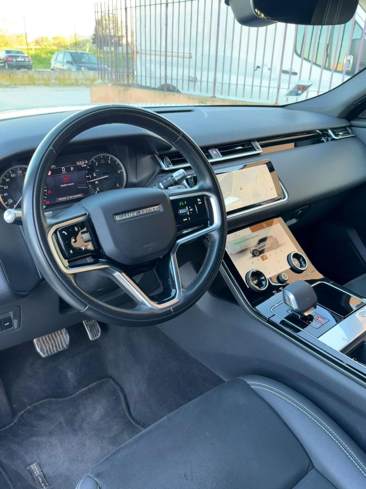 Land Rover Range Velar 2.0D I4 204 CV R-Dynamic HSE