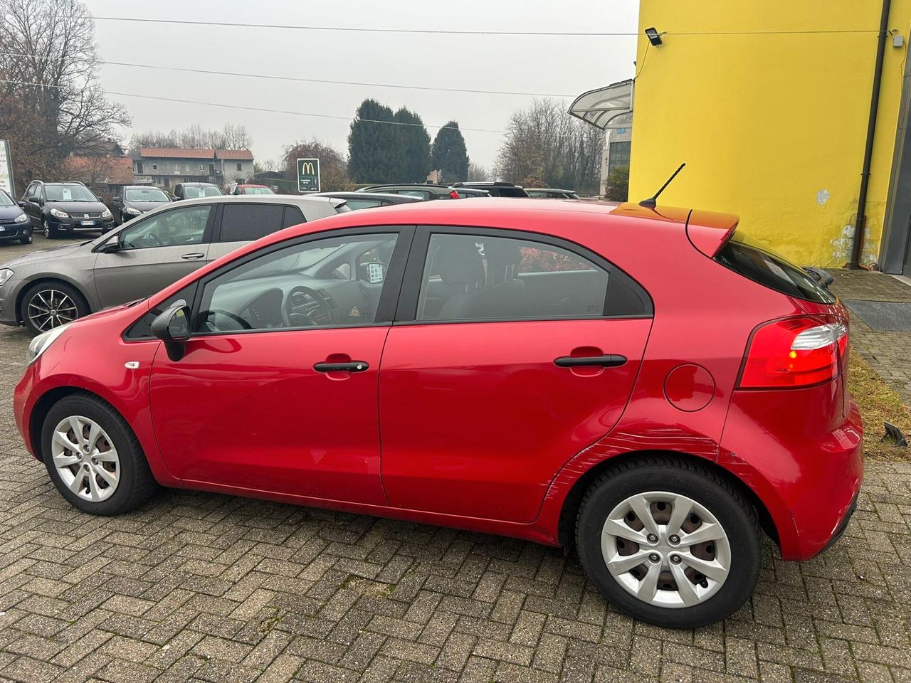 Kia Rio 1.1 CRDi WGT 5p. EX