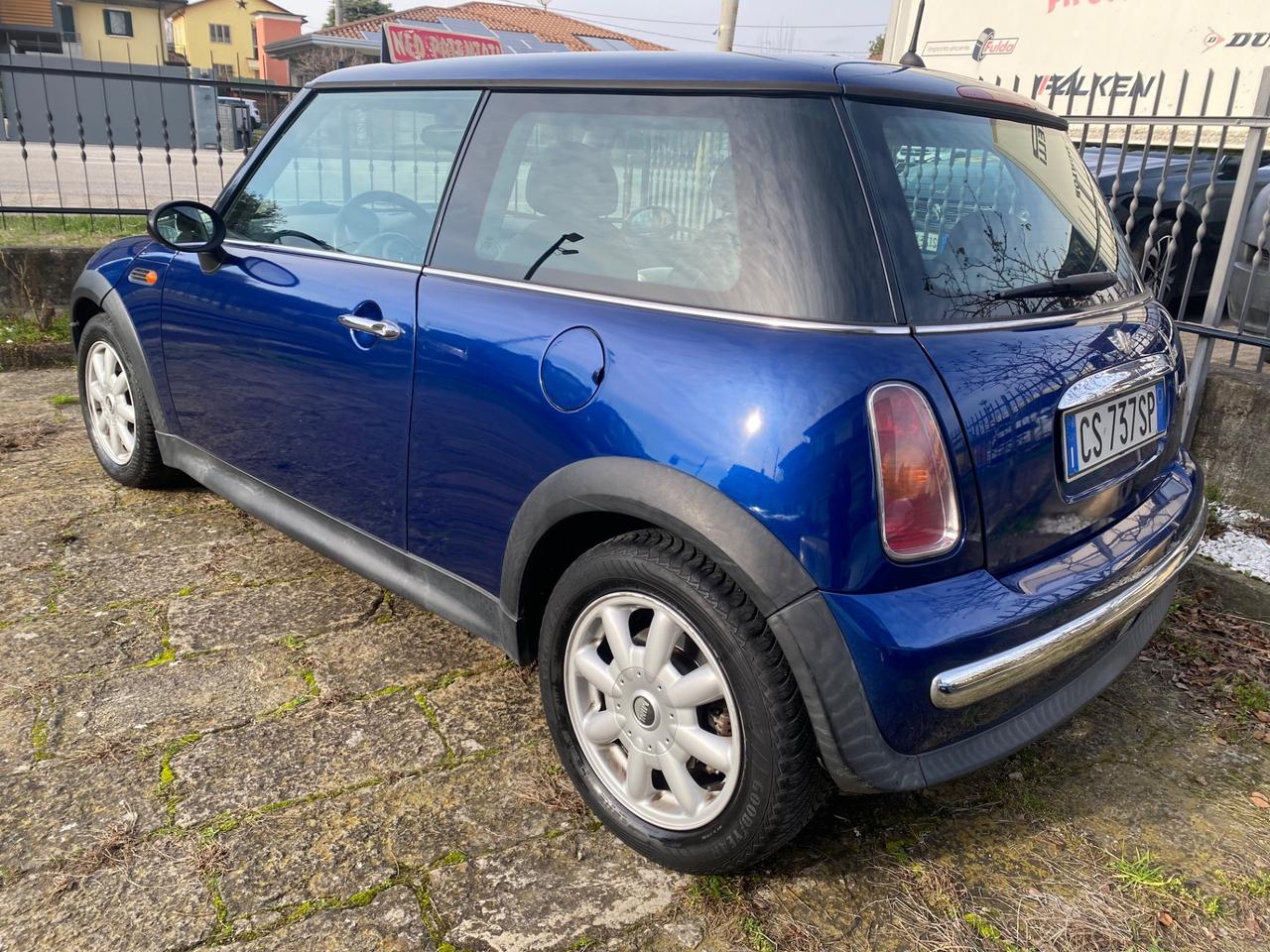 Mini 1.4 tdi One D de luxe tetto clima aut.