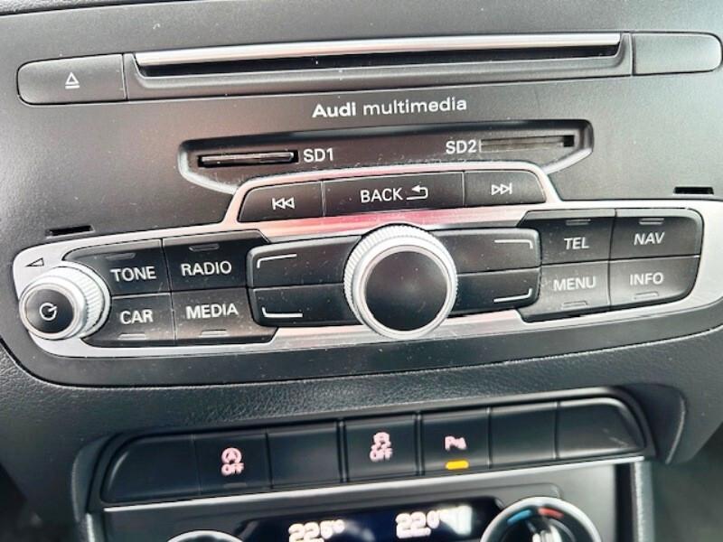 Audi Q3 2.0 TDI 120 CV Sport