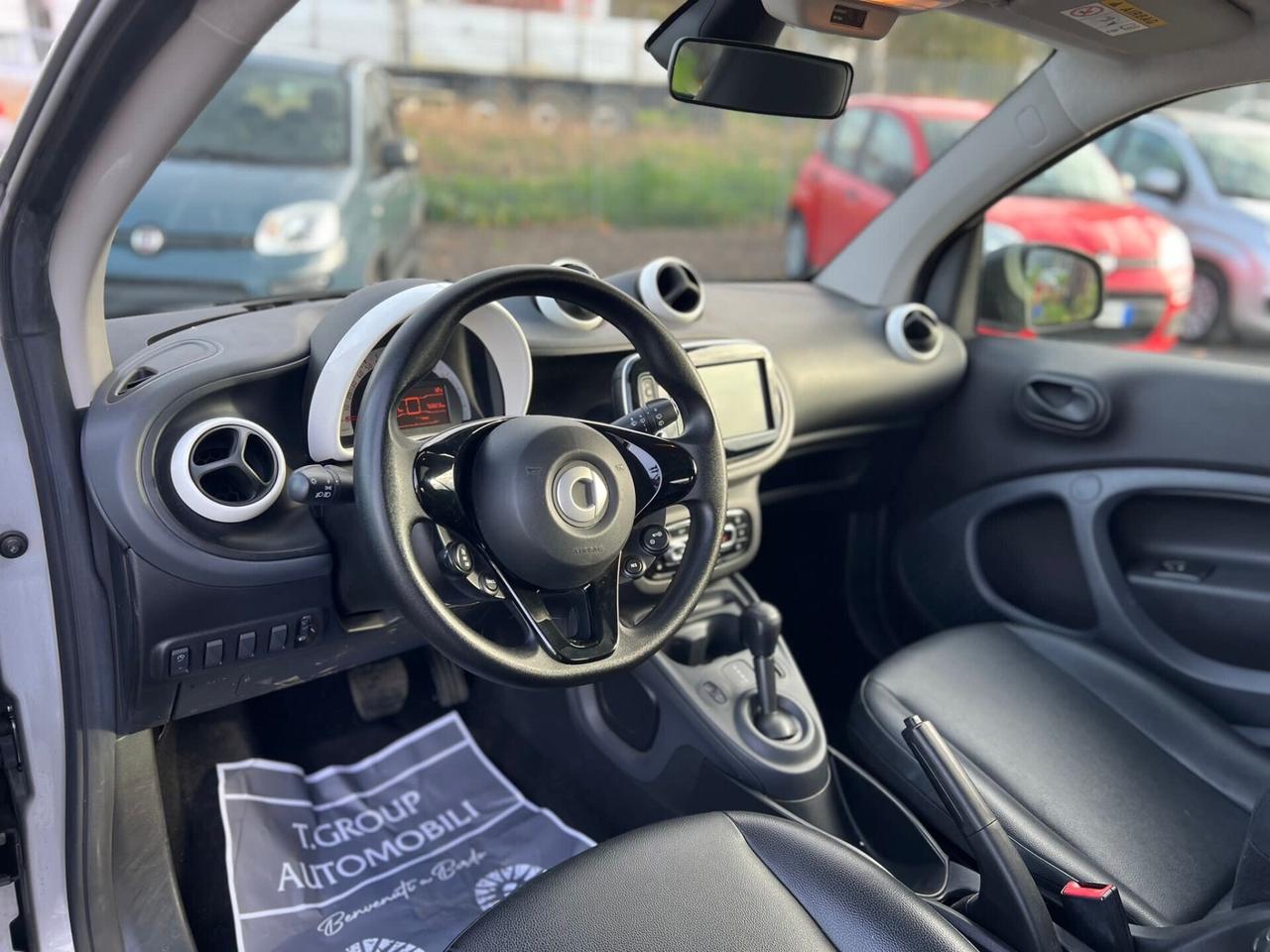 Smart ForTwo 70 1.0 twinamic Youngster pelle navi