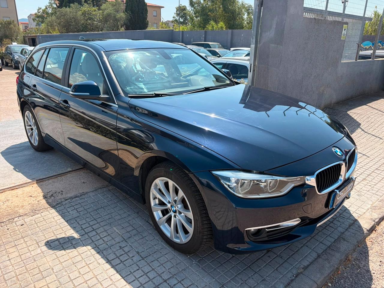 BMW 320 XDRIVE - 4X4