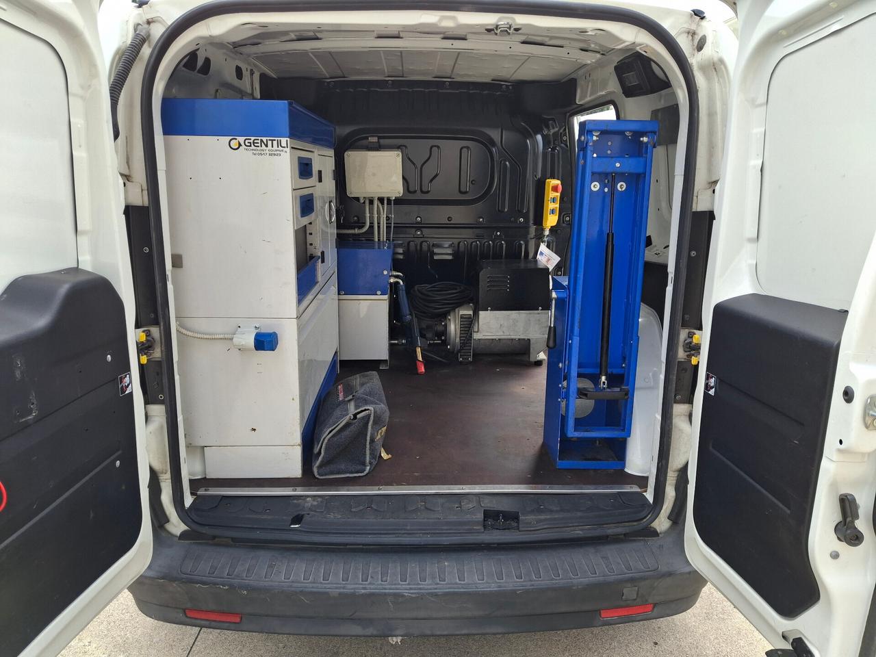 Fiat Doblò 2.0 MJT Officina Mobile