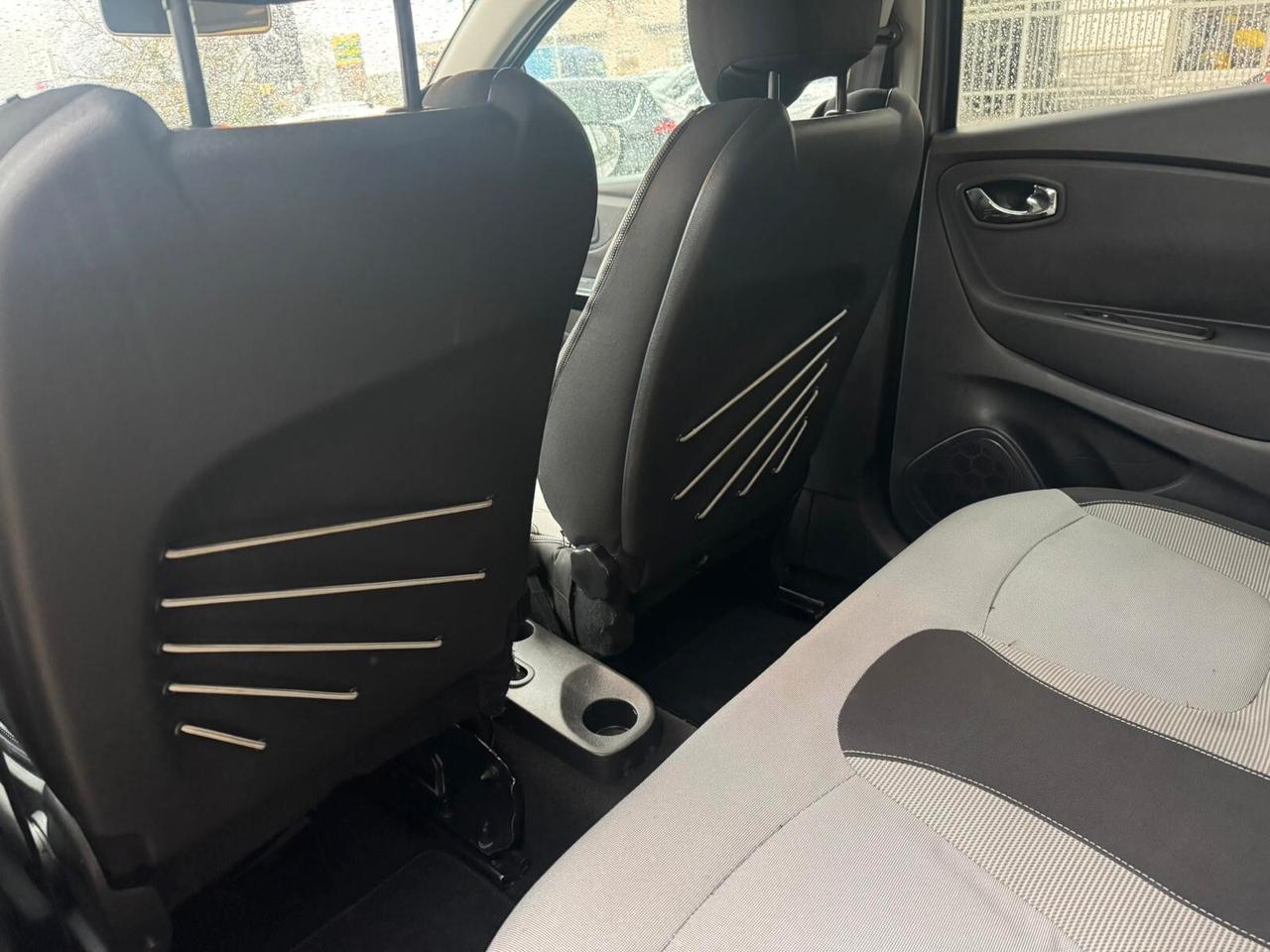 Renault Captur 1.5 dCi 90 cv automatica GARANZIA