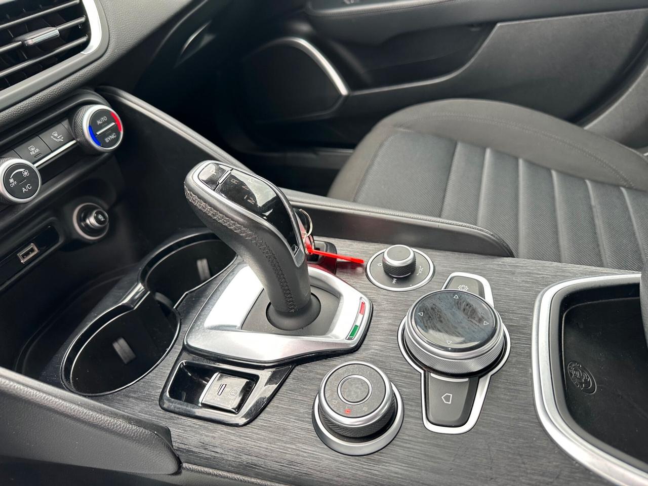 Alfa Romeo Giulia 2.2 Turbodiesel 136 CV AT8 Super