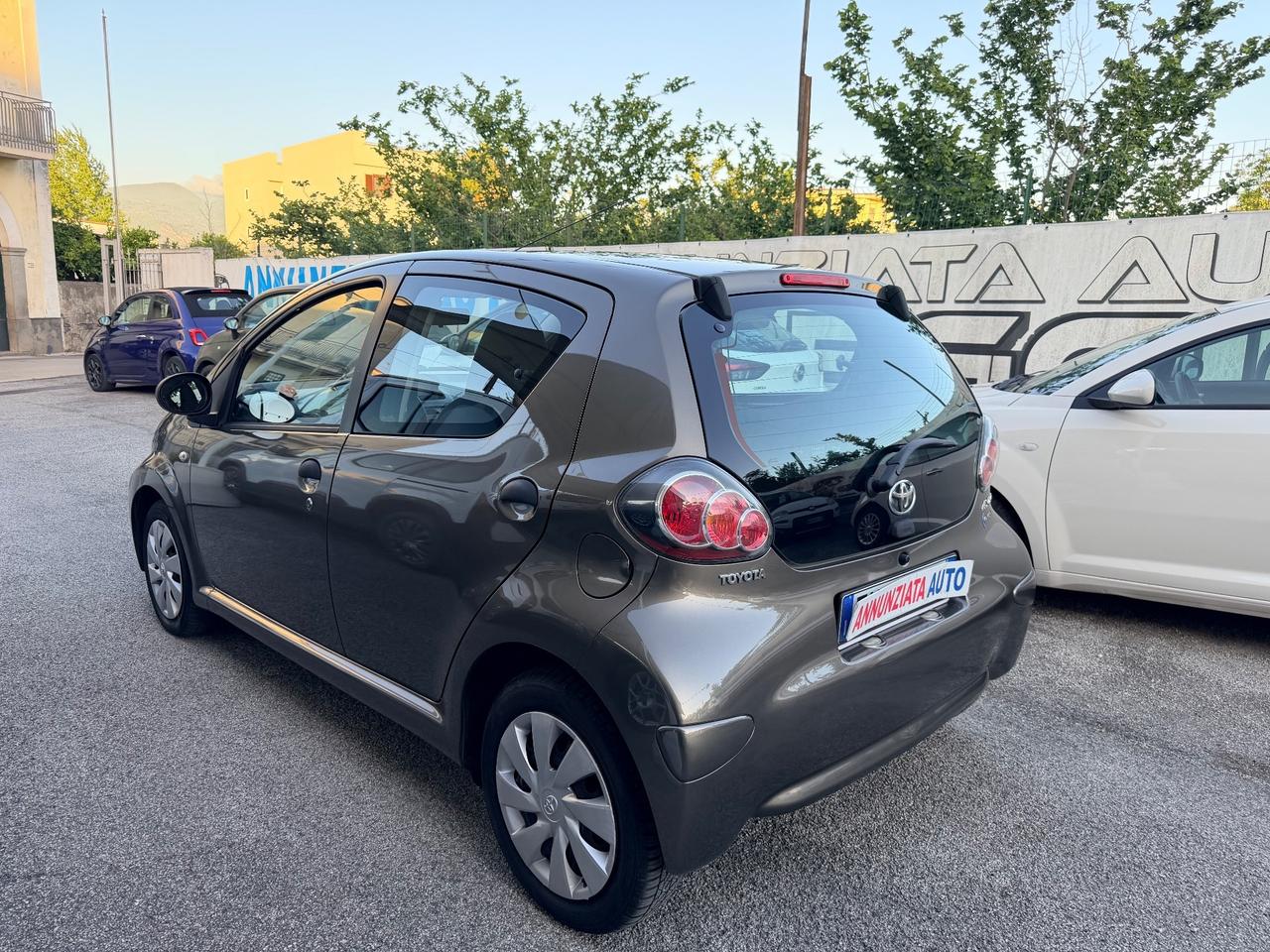 Toyota Aygo 1.0 5 Porte Navi 81.000 km