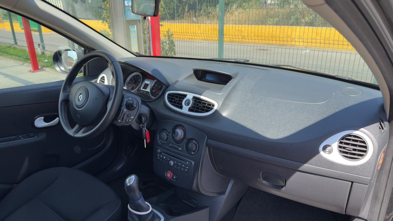 Renault Clio 1.2 16V 5 porte GPL Yahoo! 2012