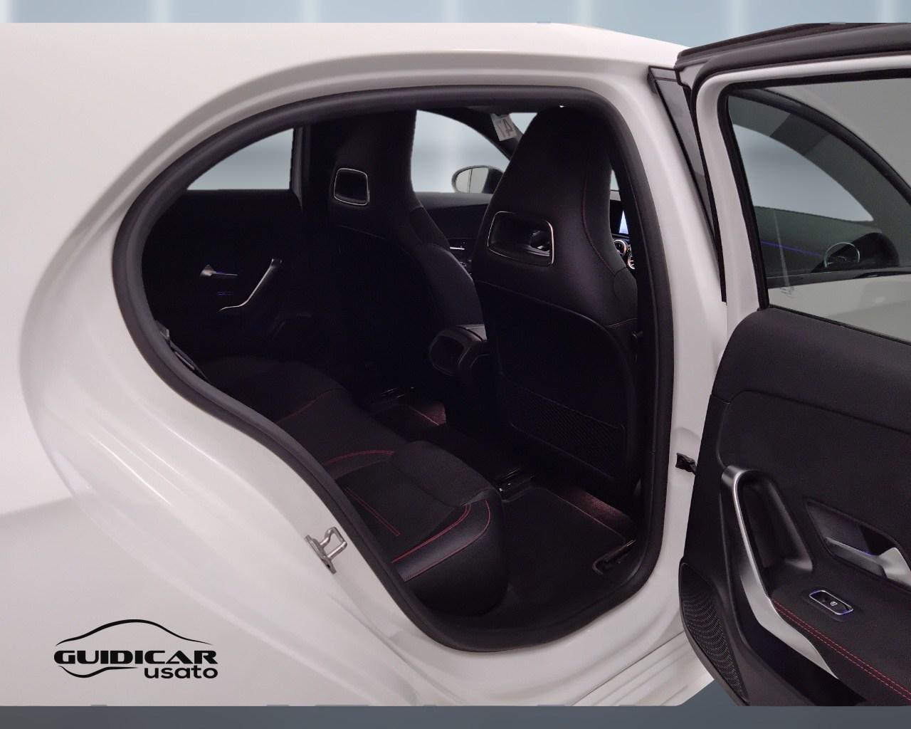 Mercedes-Benz Classe A - W177 2018 - A 180 d Premium