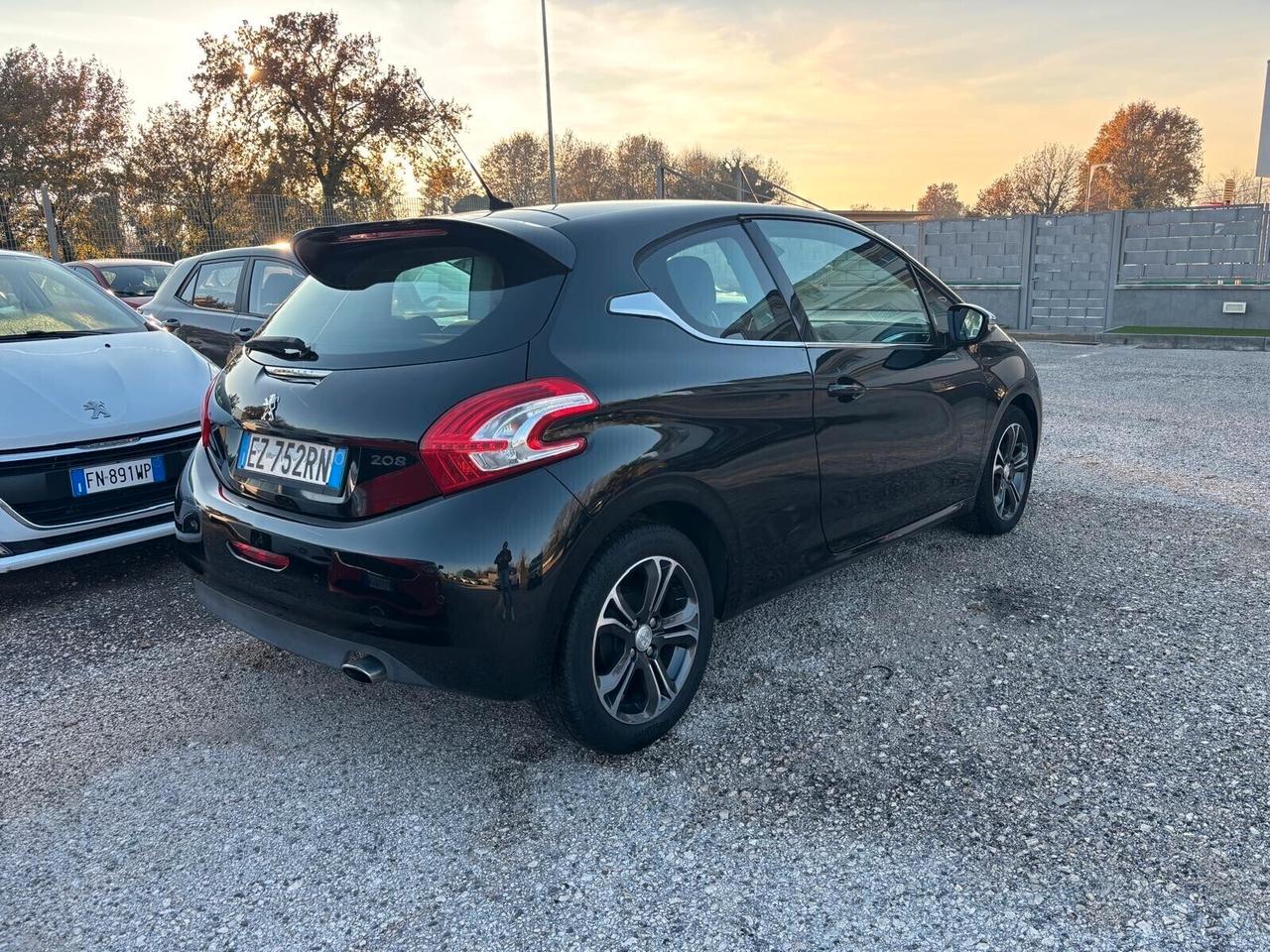 Peugeot 208 ALLURE 1.2 3 porte - 2015