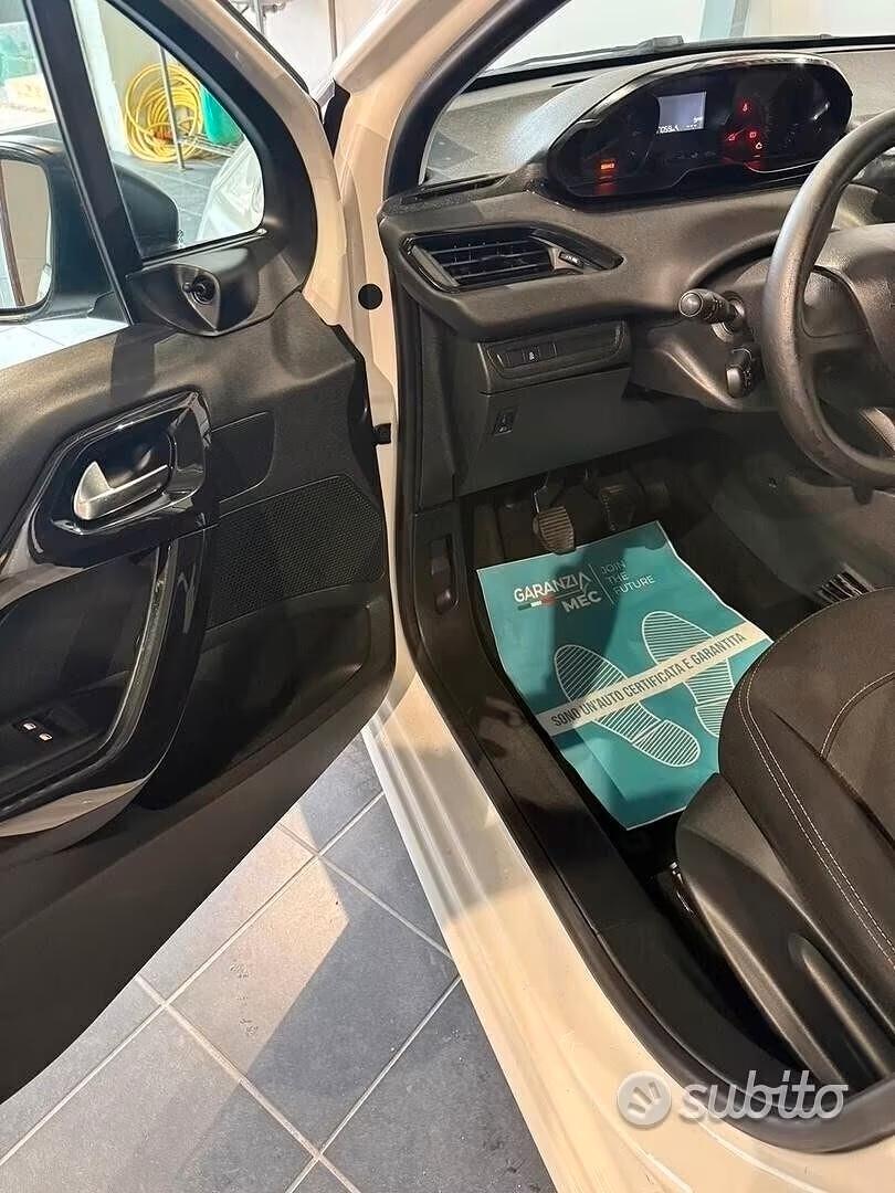 Peugeot 208 1.0 - AUTO ITALIANA - NEOPATENTATI- UNICO PROPRIETARIO
