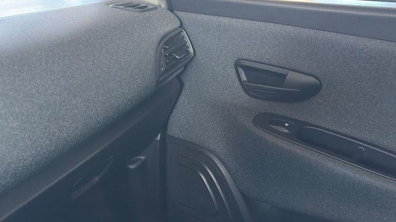 Lancia Ypsilon 1.0 firefly hybrid Gold s&s 70cv 5 Porte 1.0 FireFly Hybrid 70cv Gold S&S