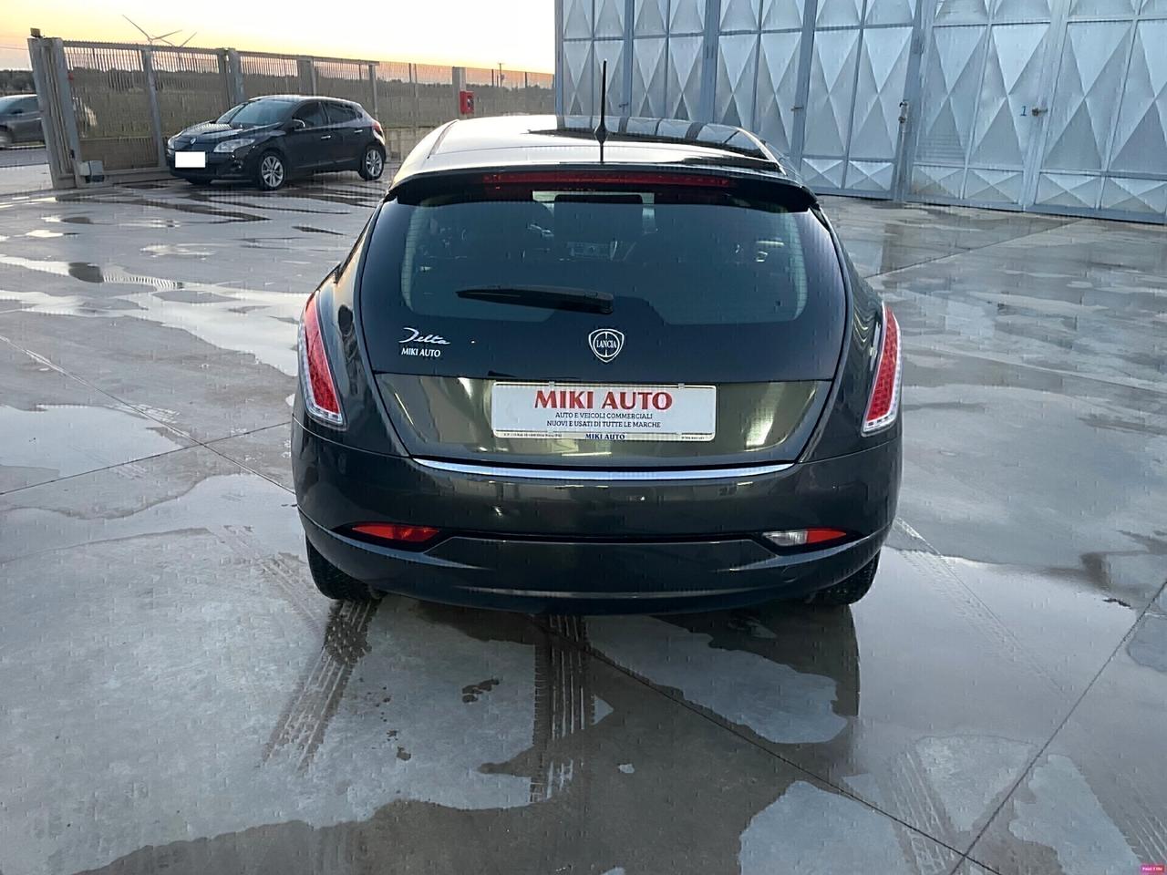 Lancia Delta 1.6 MJT DPF Oro vettura pari al nuovo