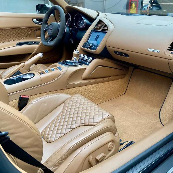 Audi R8 Spyder 5.2 V10 fsi quattro s-tronic