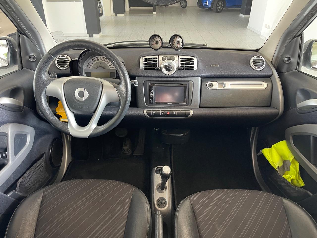 Smart ForTwo 1000 52 kW MHD coupé pure