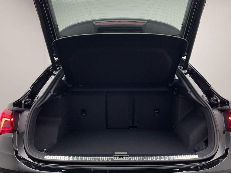 Audi Q3 SPB 35 TFSI S tronic S line 18" Led Matrix Navi Camera